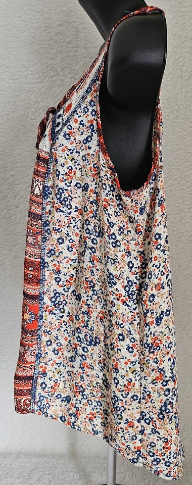 Camisa blusa Xhilaration para mujer talla M mediana sin mangas cuello redondo Foto 4 de 4