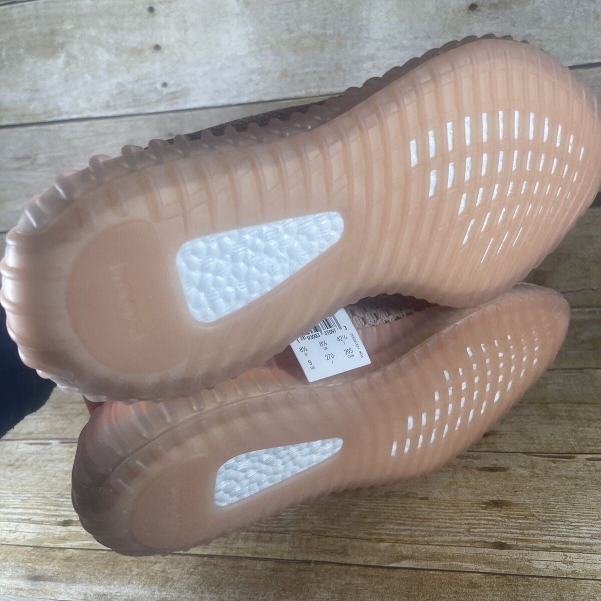 Adidas Yeezy Boost 350 V2 Clay Kanye West EG7490 Size 9 Adidas Yeezy Boost 350 V2 Clay Kanye West EG7490 Size 9