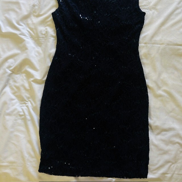 Picture 2 of 11