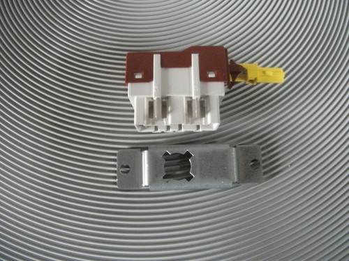 Schalter Tastenschalter Hauptschalter Netzschalter 250V 16A 1115741017 - Picture 2 of 4
