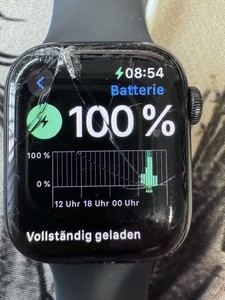 Apple Watch Series 8 (GPS) 41 mm mit Displayschaden