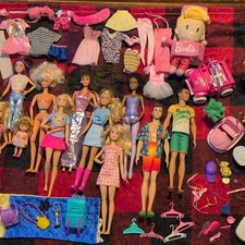 SEE ALL PICTURES HUGE BARBIE LOT FREE SHIPPING  