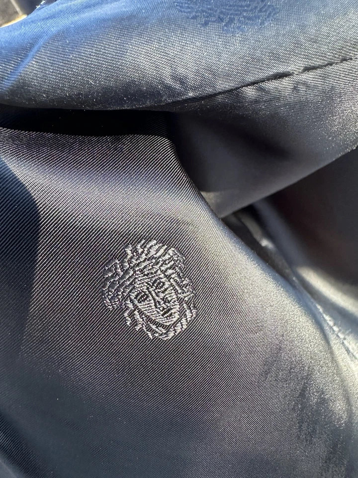 🌟 GIANNI VERSACE COUTURE Black Wool/Silk Medusa Zip Dress – 1996 Runway Quality - Image 3 of 4