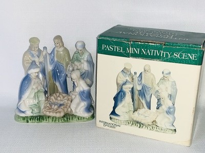 Vintage Mini Nativity Scene Figurine Blue Pastel International Bazaar Unique EUC