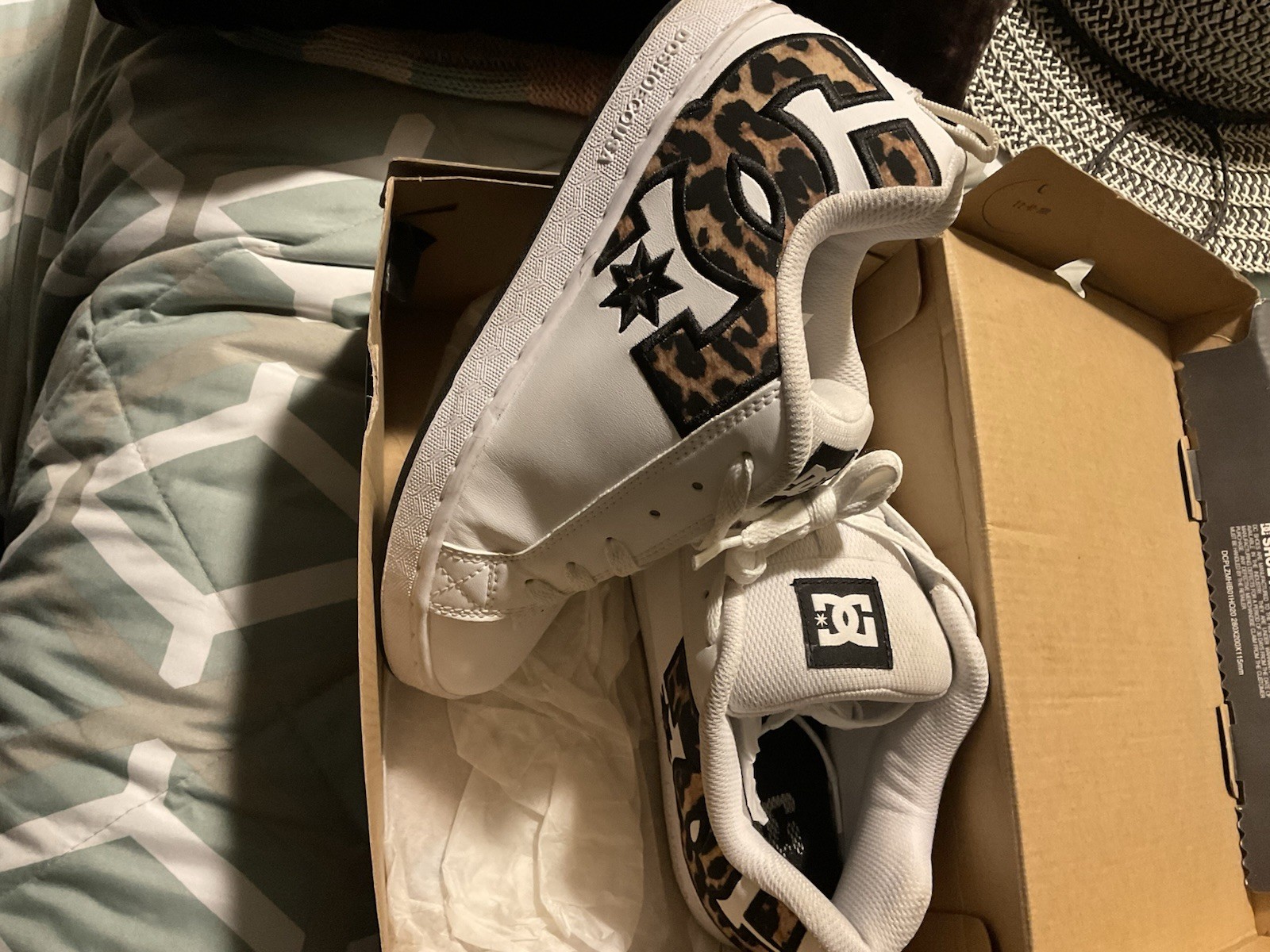 Dc Shoes Court Graffik Women’s Size 7.5 Excellent Condition