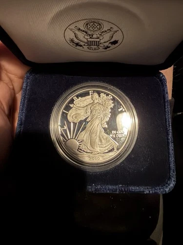 2010 1 Oz Silver American Eagle (Brilliant Uncirculated)