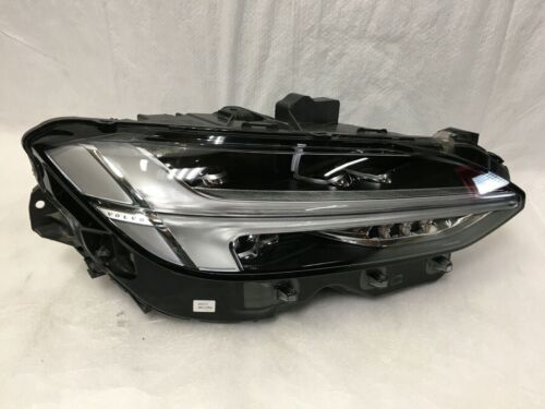 VOLVO S90 V90 FULL LED HEADLIGHT  RIGHT SIDE ON PERFECT CONDITION ! - Picture 1 of 3