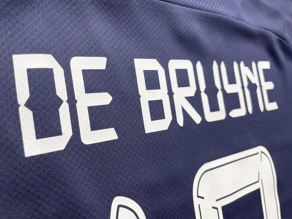 2022/23 Puma Manchester City #17 DE BRUYNE KDB ULTRAWEAVE Treble Winner Jersey