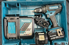 Makita XPH10 18V 1/2" Cordless Hammer Driver-Drill W/Case, Charger & 2 Batteries