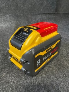 DEWALT DCB609 FLEXVOLT 20V/60V MAX Lithium Ion 9.0Ah Battery