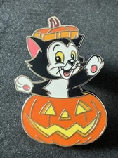 Disney Pin 2025 Halloween Pumpkin Pals Mystery Jack O Lantern Figaro Pinocchio