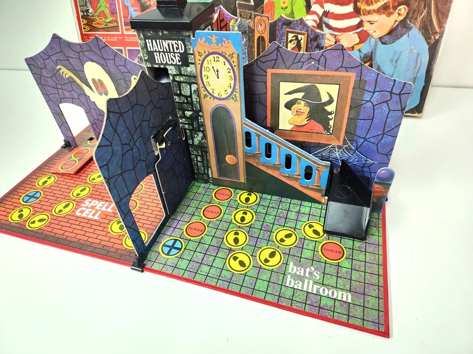 Vintage Haunted House Board Game Denys Fisher 1971 - Complete But Please Read - Image 2 of 4