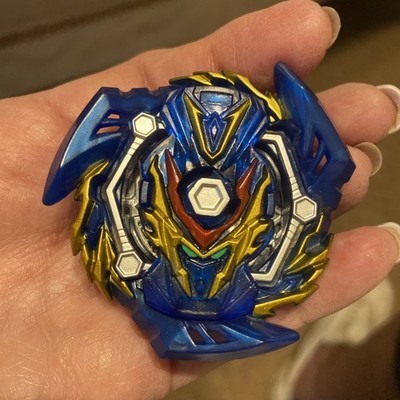 Takara Tomy Beyblade Burst Choi B-127 Turbo Valtryek / Cho-Z Valkyrie lot of 2