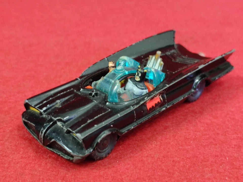 HUSKY CORGI 1:66 BATMOBILE BATMAN ROBIN LOTTO no majorette matchbox hot wheels🔺 - Immagine 4 di 4