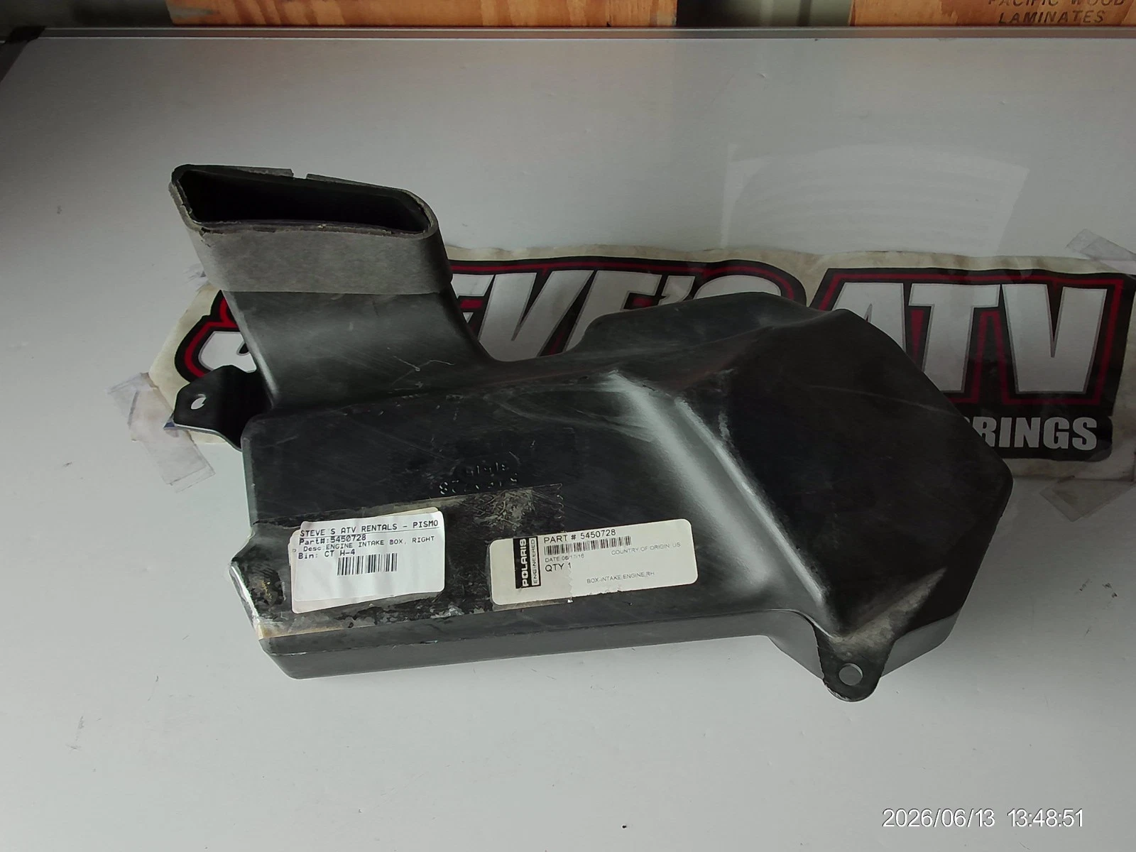 BOX, INTAKE, RH
