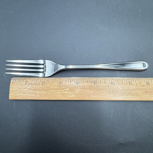 Mikasa Olivia Flatware Set Satin Stainless Set 16 Piece Spoon Fork Knife - Picture 8 of 12