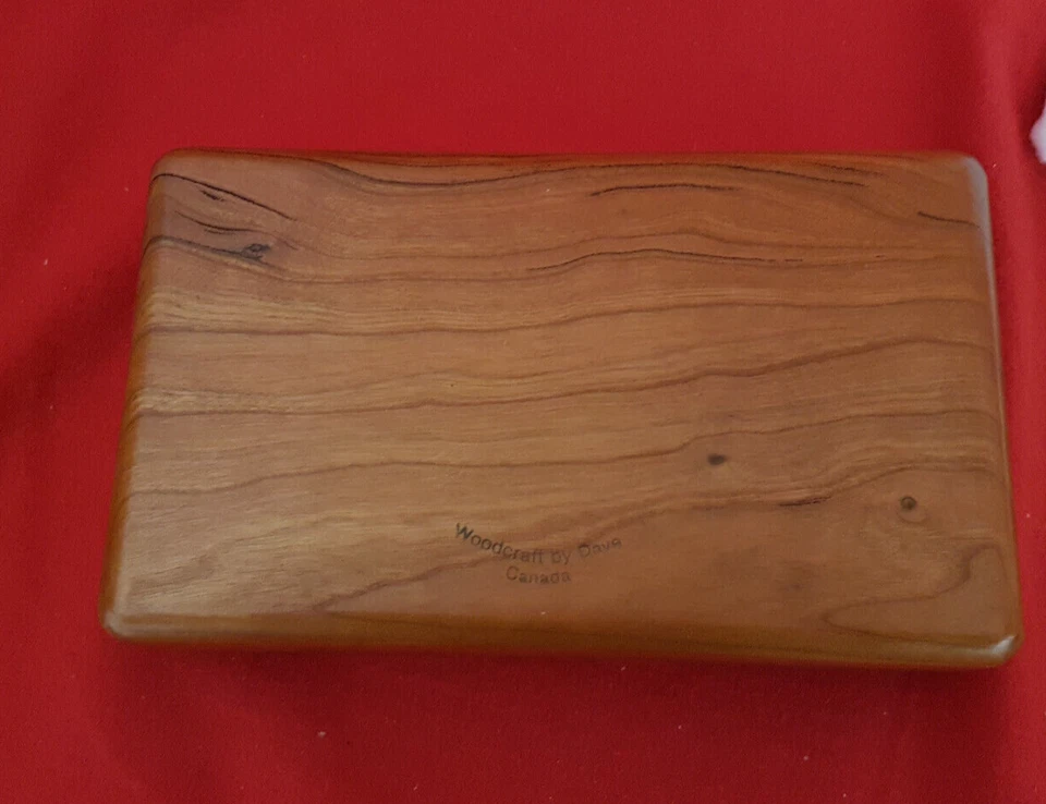 Vintage Inlaid Wooden Playing Cards & Dice Box. Signed. With Cards & Dice - Image 4 of 4