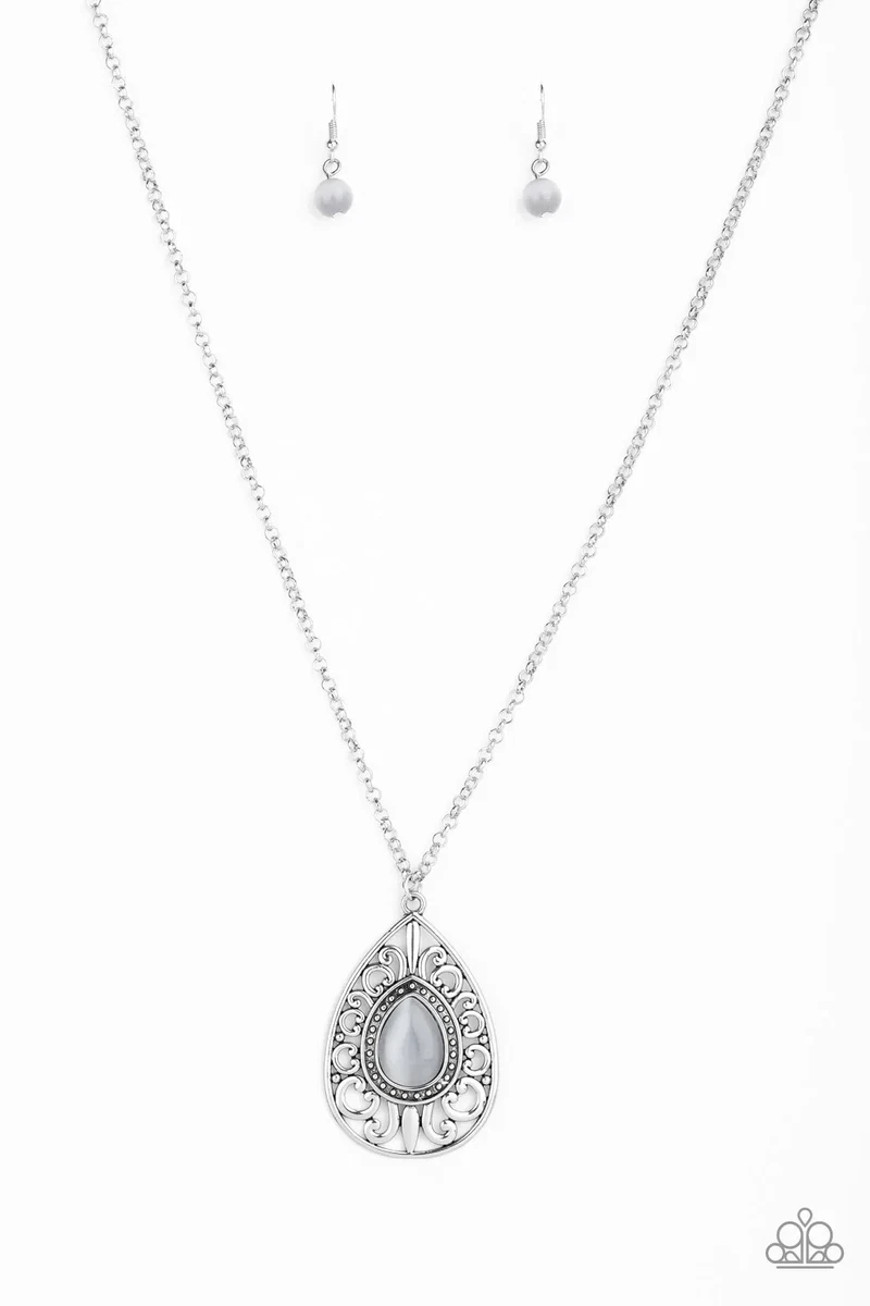 Paparazzi Necklace Modern Majesty Gray Silver Moonstone