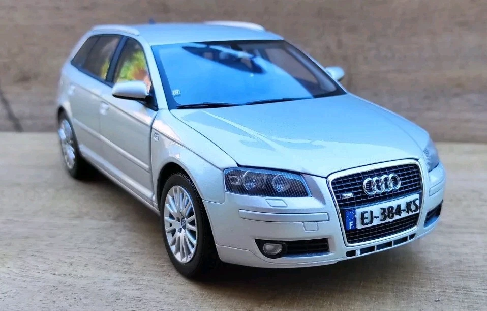 1/18 Kyosho Audi A3 Sportback V6 3.2 Quattro 8PA 2004 12 Miniature Collection  - Photo 4/4