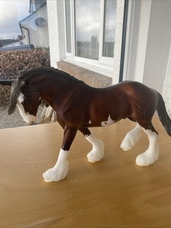 Breyer SBH Phoenix Clydesdale Traditional Model Horse 1:9 Scale