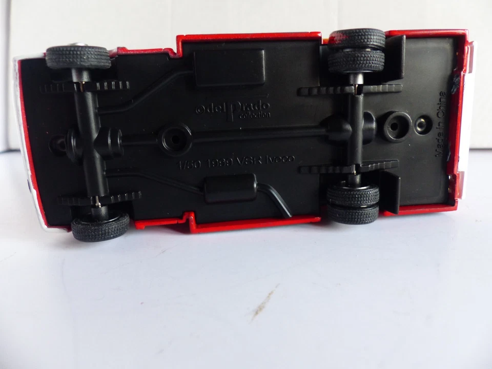 Lot  véhicules miniatures Pompiers - Photo 3/4