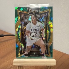 2025 Panini Select WNBA - Concourse Alissa Pili #65 Green Ice Prizm