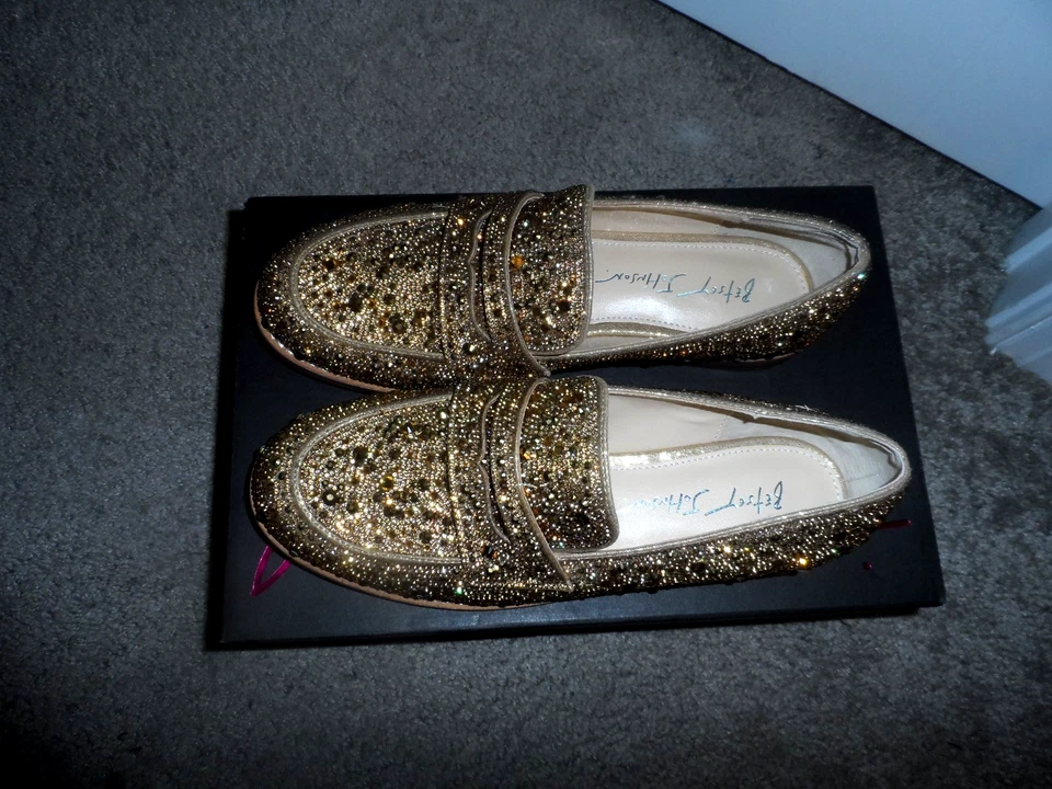 Cool Betsey Johnson Talla 7 Dorado Metálico Joyas Mocasines Sin Cordones Mujer Nuevo en Caja Foto 2 de 4
