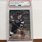 1994-95 Fleer Flair Hot Numbers Insert Card Wayne Gretzky PSA 7