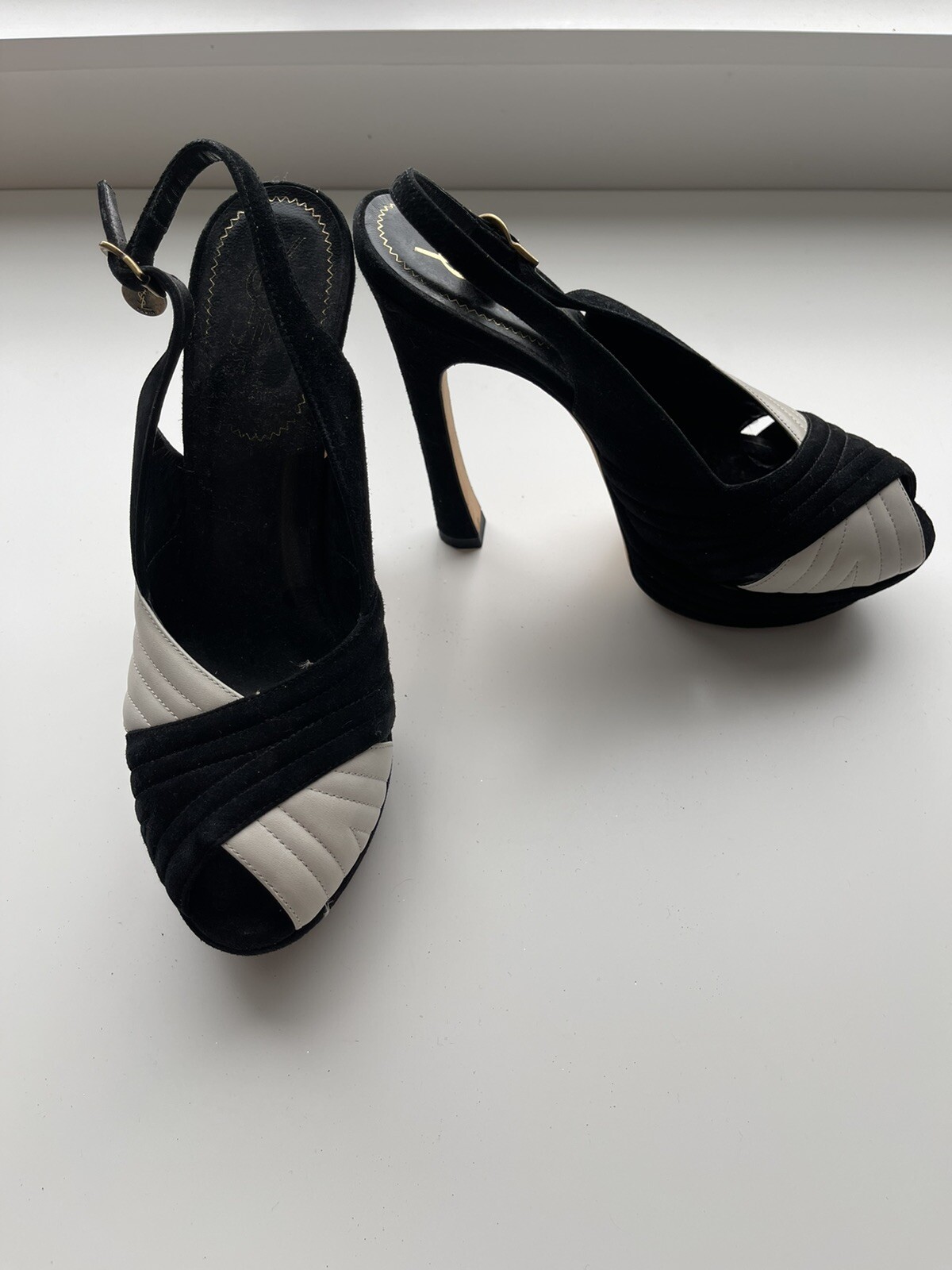 Sandali YSL Saint Laurent 39 5 tacco nero bianco scamosciato slingback