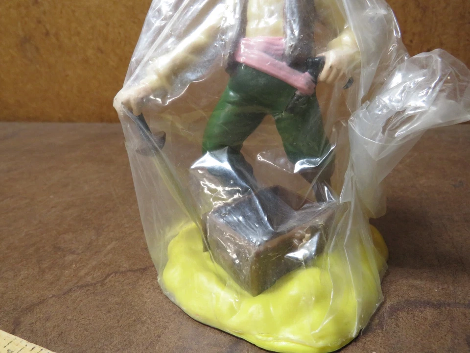 Espada cofre del tesoro pirata Wilton Cake Topper 1979 de colección Foto 3 de 4