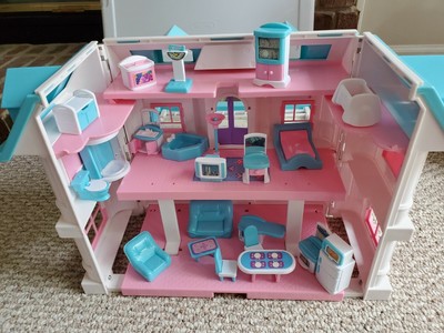 dollhouse from the 90s