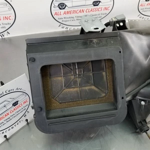 2002-05 Ford Thunderbird A/C Heater Box Assembly OEM - Image 2 of 4