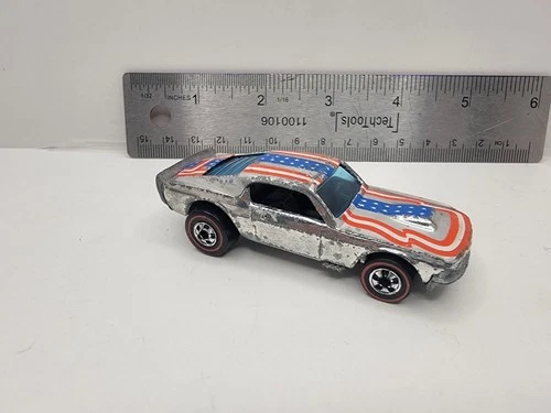 Hot Wheels Redline Mustang Stocker 1977 Super Chrome Loco-Motion Set Hong Kong