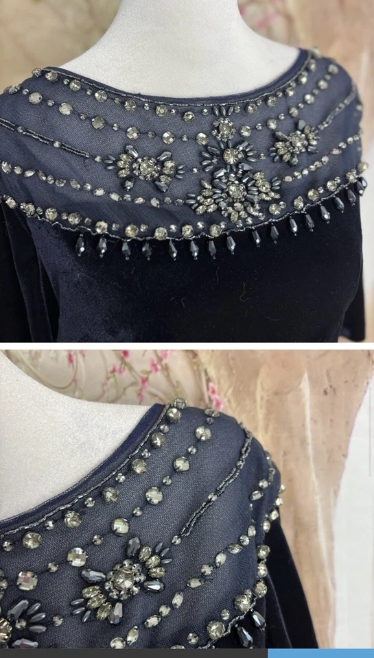 Adrianna Papell Navy Blue Velvet Evening Gown with Embellished Neckline Size 4 - Image 4 of 4