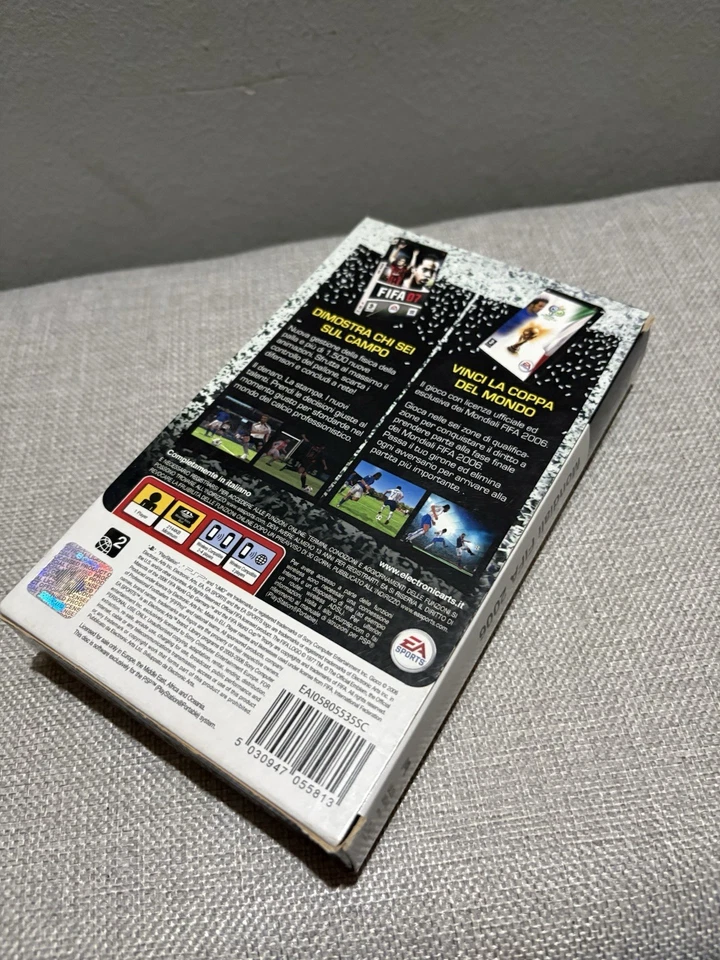 CAMPIONI DEL MONDO  LIMITED EDITION GIOCO PLAYSTATION PSP, estremamente raro - Immagine 3 di 4