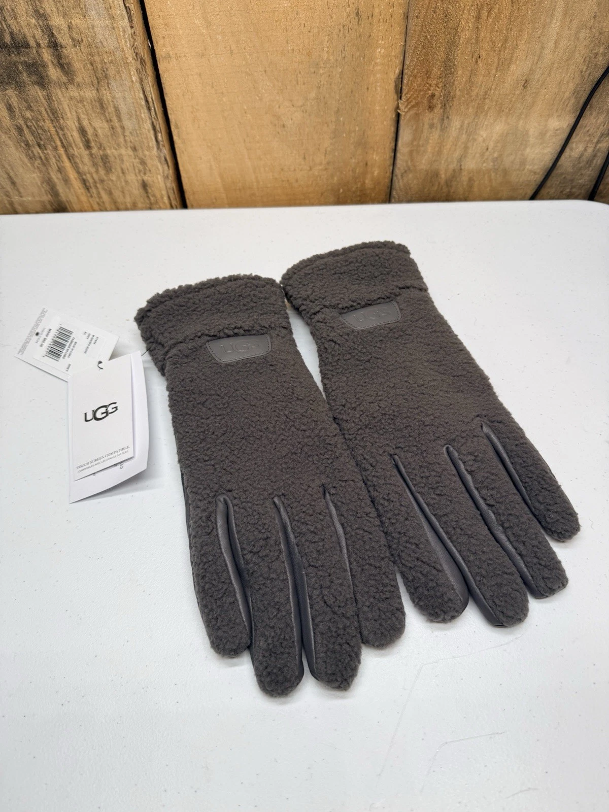 UGG Faux-Sherpa & Genuine Leather Touchscreen Men's Gloves XL NWT Gray