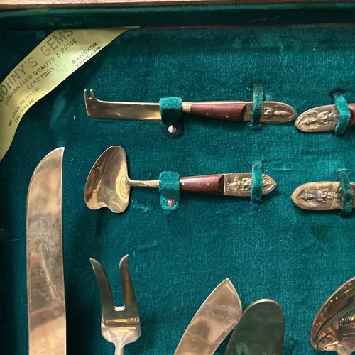 Johnny’s Gems Flatwear Lot Bangkok. 144 PC In the box. See photos For flaws., - Picture 12 of 24