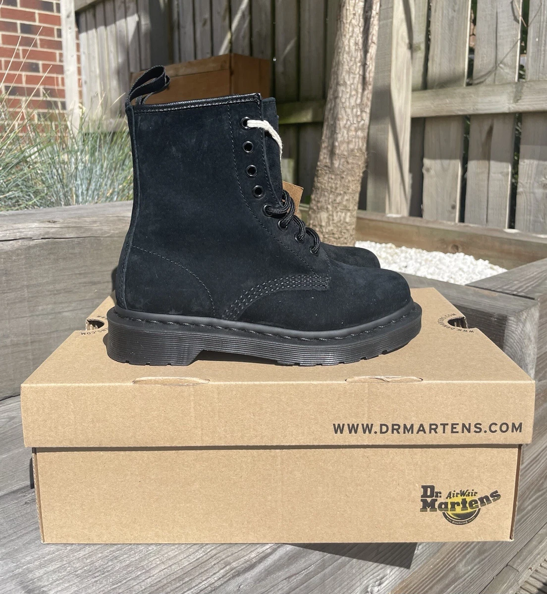 Dr martens 1460 discount mono soft buck