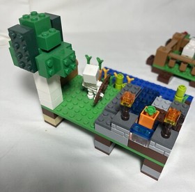 Lego Minecraft 21114 The Farm - Retired - With Instructions & Minifigures