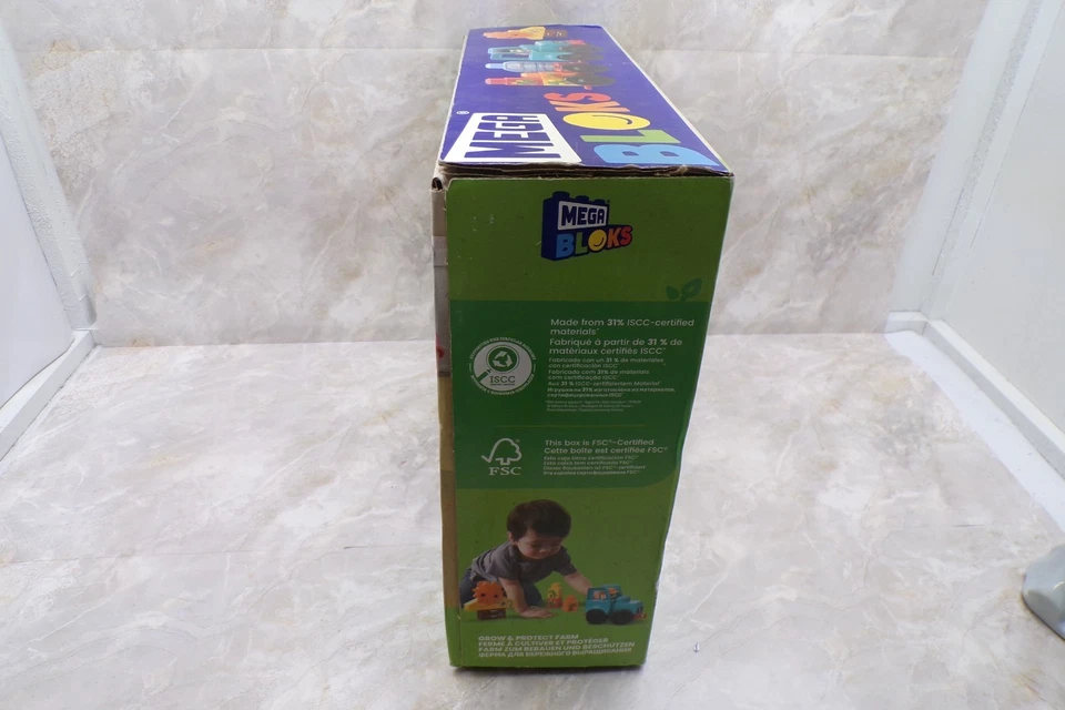 Mega Bloks Green Town Building Set Grow & Protect Farm Building Blocks Playset - Image 3 of 4