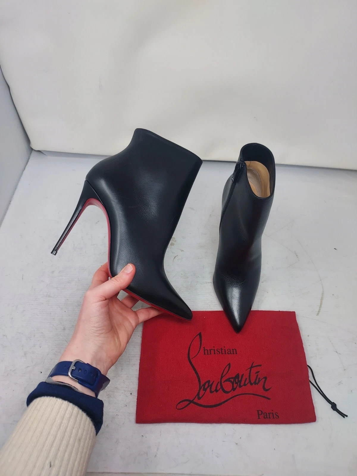 Christian Louboutin — CHRISTIAN LOUBOUTIN EU 37 US 7 WOMENS Black So Kate Ankle Boot