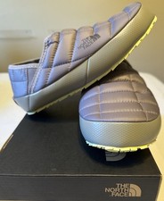 The North Face Women's Thermoball Traction Mule v Slippers Fur Gray, Size 6