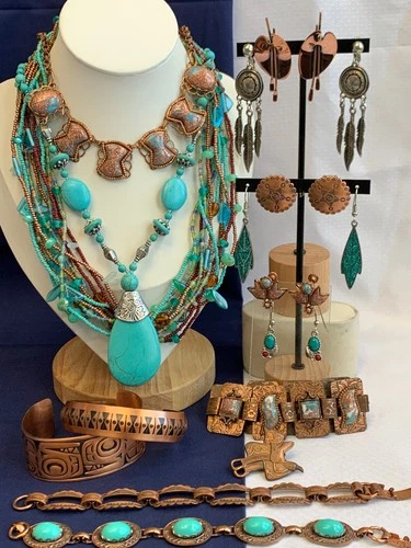 Vtg Costume Jewelry Lot Southwestern Style Copper Turquoise Glitter Lucite Coral