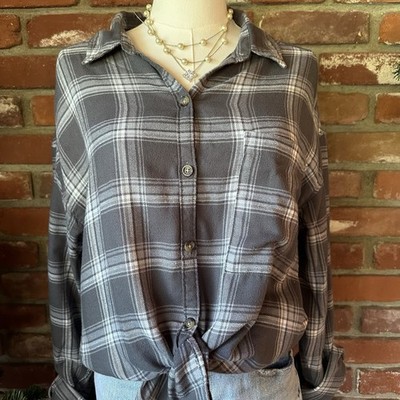 Womens Hollister Flannel Shirt - Size Medium - Pink and Gray Plaid