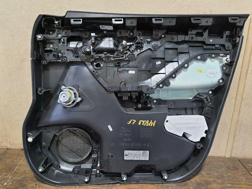 2017-2020 JAGUAR F-PACE LF LEFT FRONT DRIVERS Door Trim Panel - Image 3 of 4