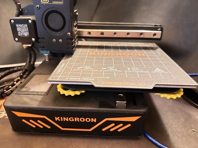 Kingroon kp3-fdm 3D printer its  in pretty good conditions 