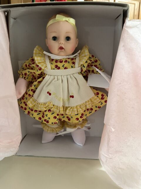 Vintage Madame Alexander Friday&#039;s Child Doll 41675 IOB Days of the Week Rare HTF