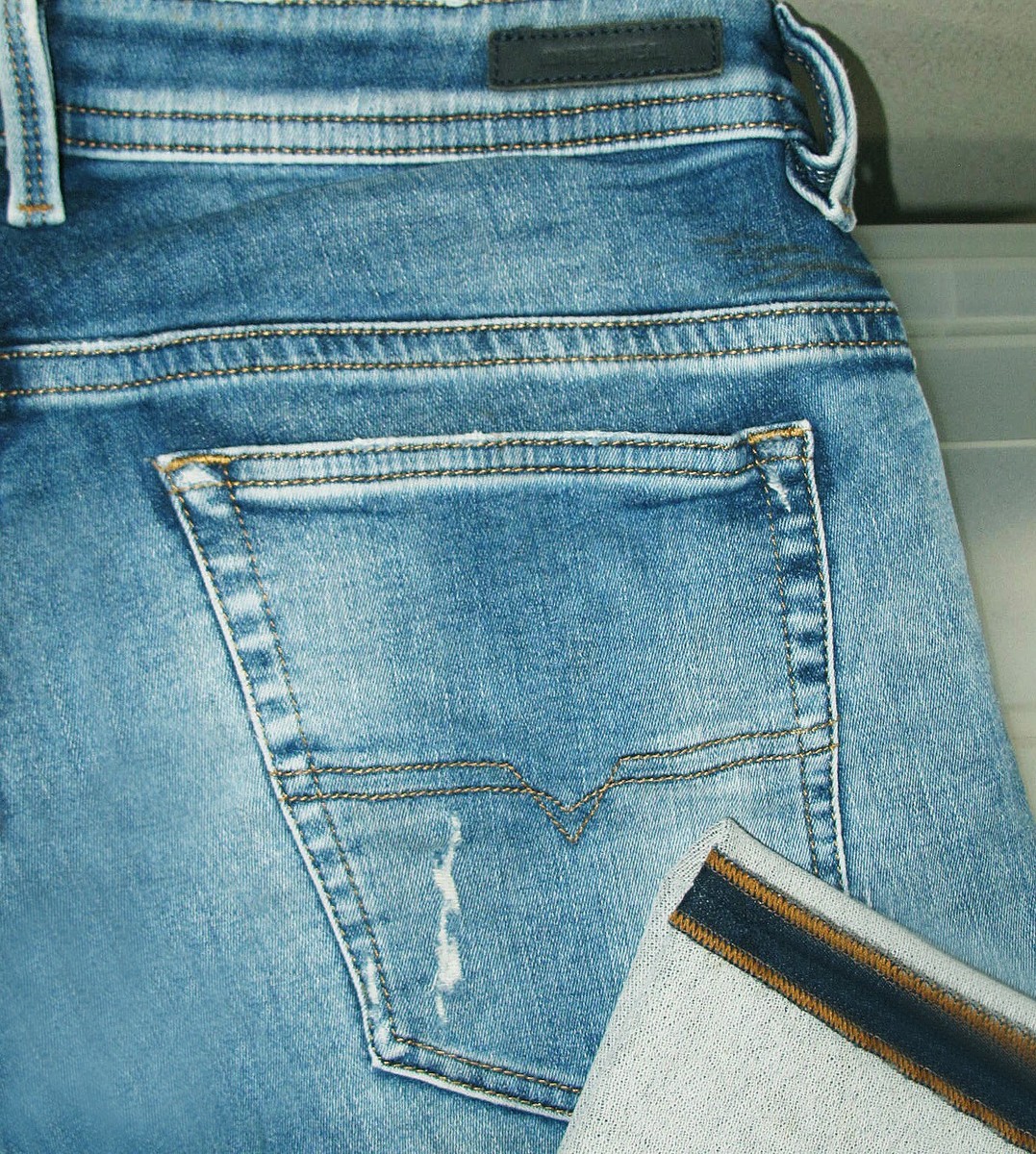 HOT AUTHENTIC Men's DIESEL THOMMER-T 84YG SKINNY STRETCH Jeans 32x30 (Fit  31x30)