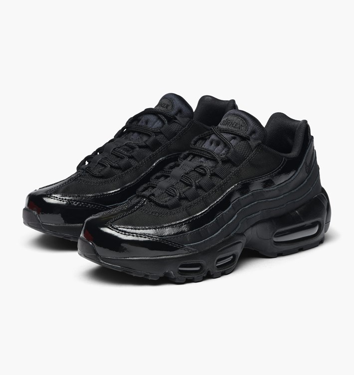美品 NIKE AIRMAX 95 ES \"ALL BLACK\" 28.5 ナイキ エアマックス95 トリプルブラック 28.5cm NIKE AIR MAX 95