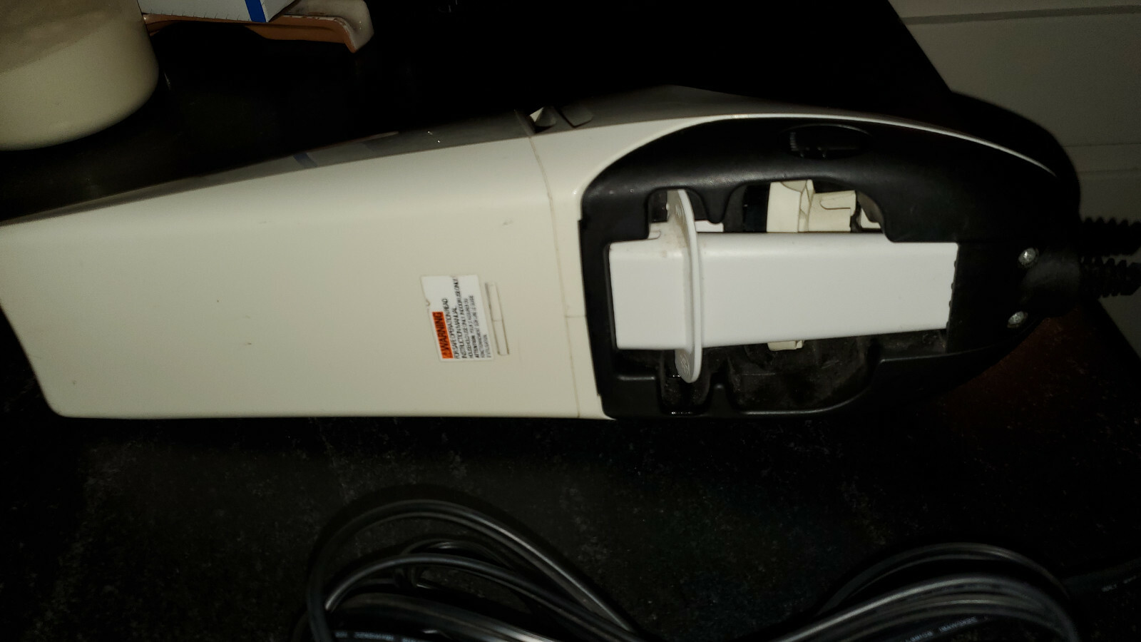 DustBuster Black & Decker Car Auto Vac AV1210 12V Cig Lighter